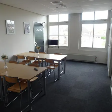 泽芬贝亨旅馆 旅馆 泽文伯根